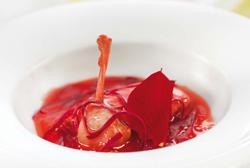 Codornices en escabeche de rosas