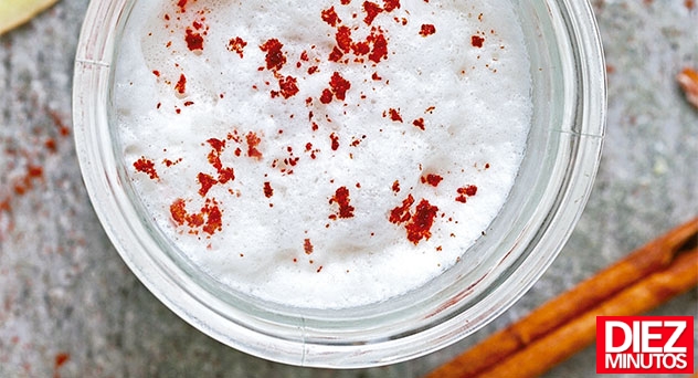 Leche de almendras con jengibre