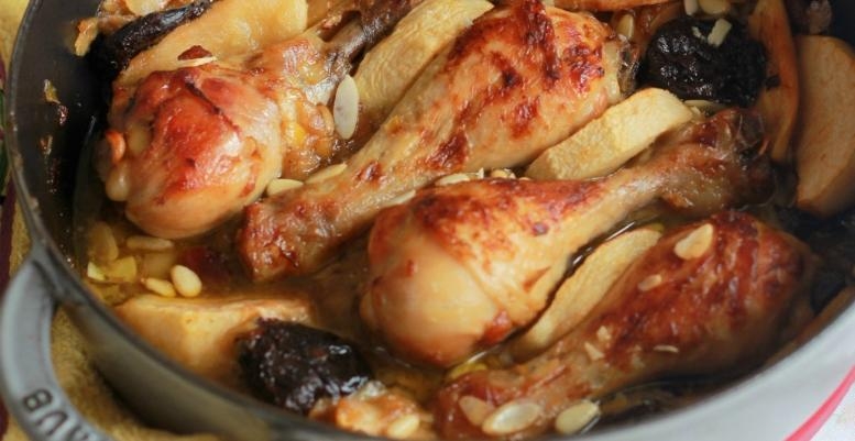 Recetas Muslos de pollo asados con manzanas y frutos secos · APTC El