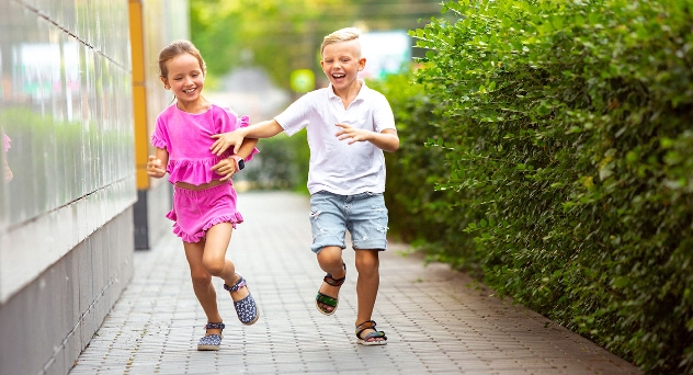 Niños que suben o bajan de peso en verano: cómo llevar una buena alimentación