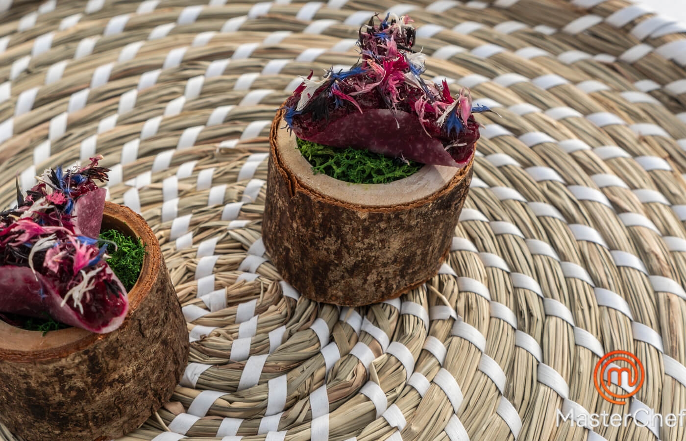 Receta MasterChef 10: Tartare de remolacha con flores de aciano
