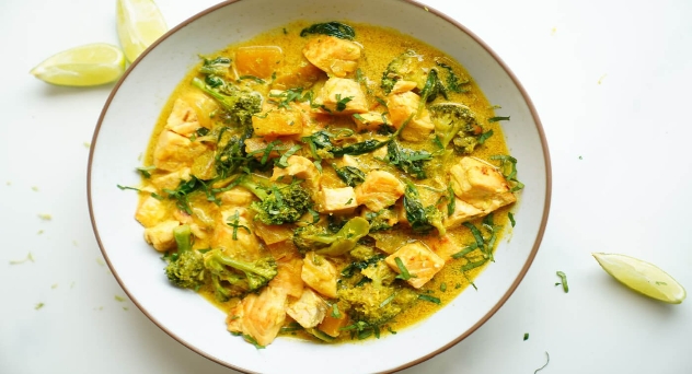Curry de Salmón y verduras de temporada