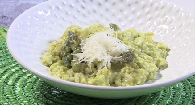 Risotto de espárragos y mascarpone